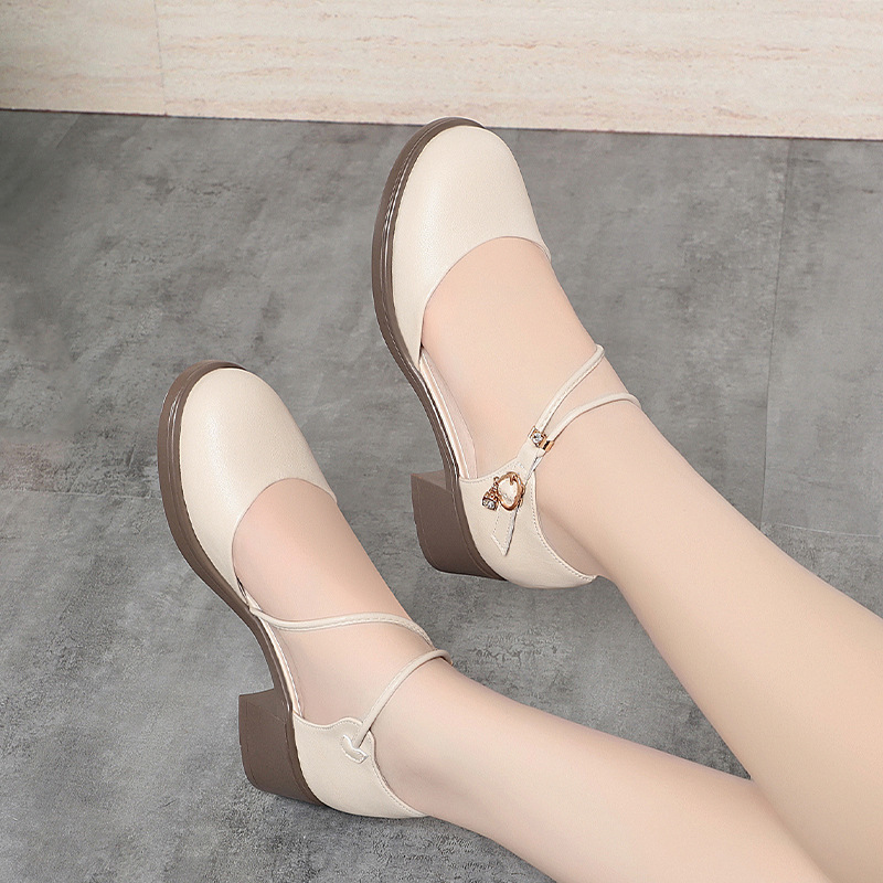Sepatu Hak Blok Sedang 4.5cm M - Bandage ulasan dan harga