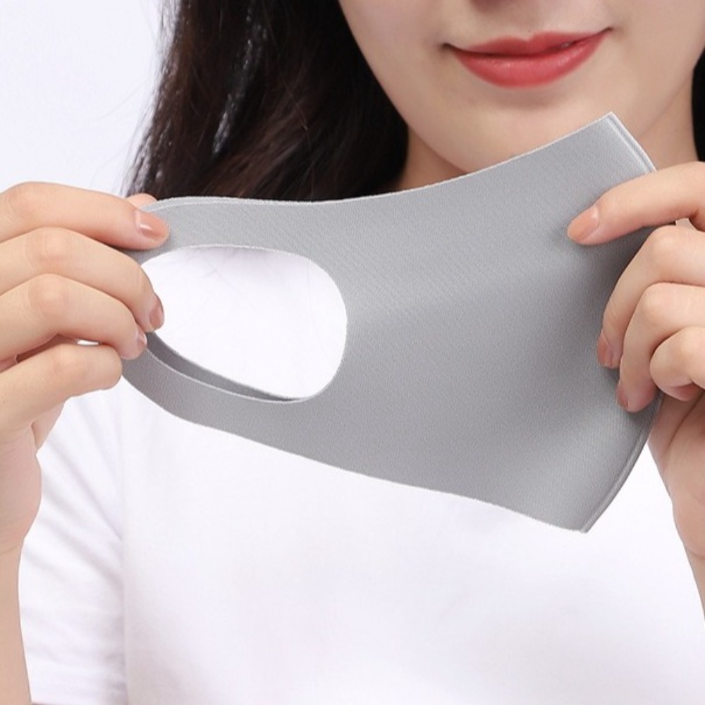 Masker Sutra Es Bernapas Baru  - Surgical Mask ulasan dan harga