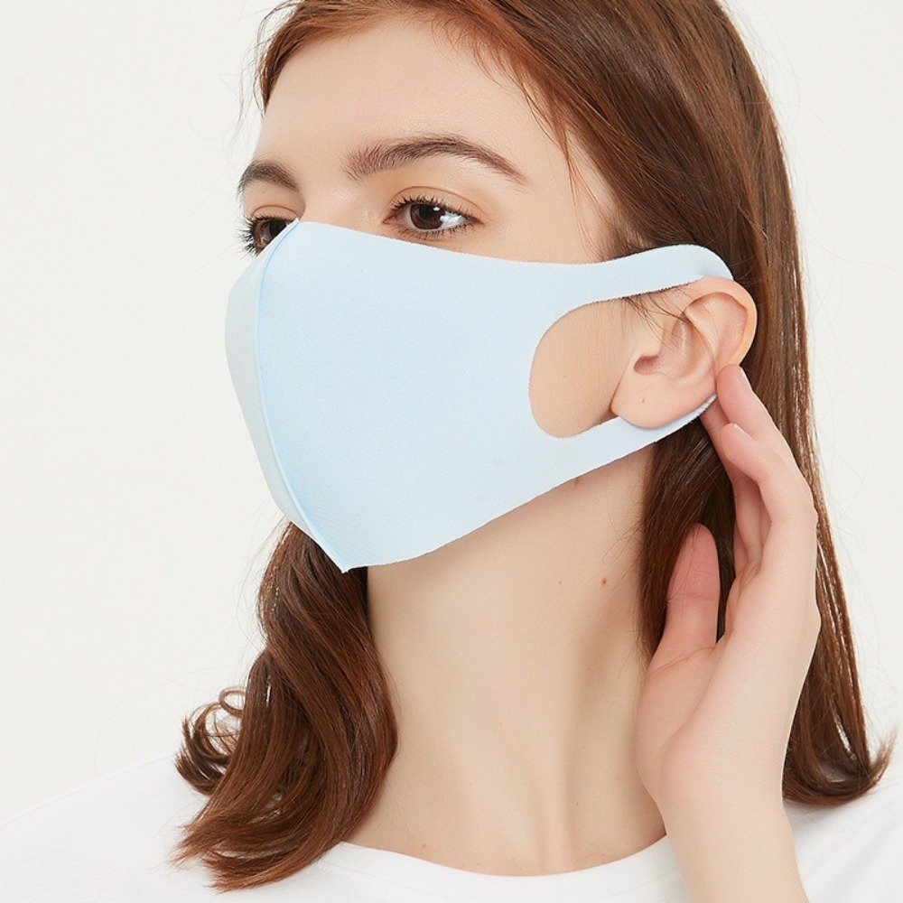 Masker Sutra Es Bernapas Baru  - Surgical Mask ulasan dan harga